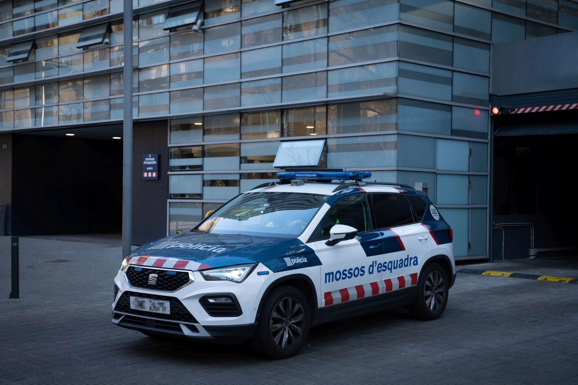 Detenido un hombre por la muerte violenta de una mujer en Esplugues de Llobregat