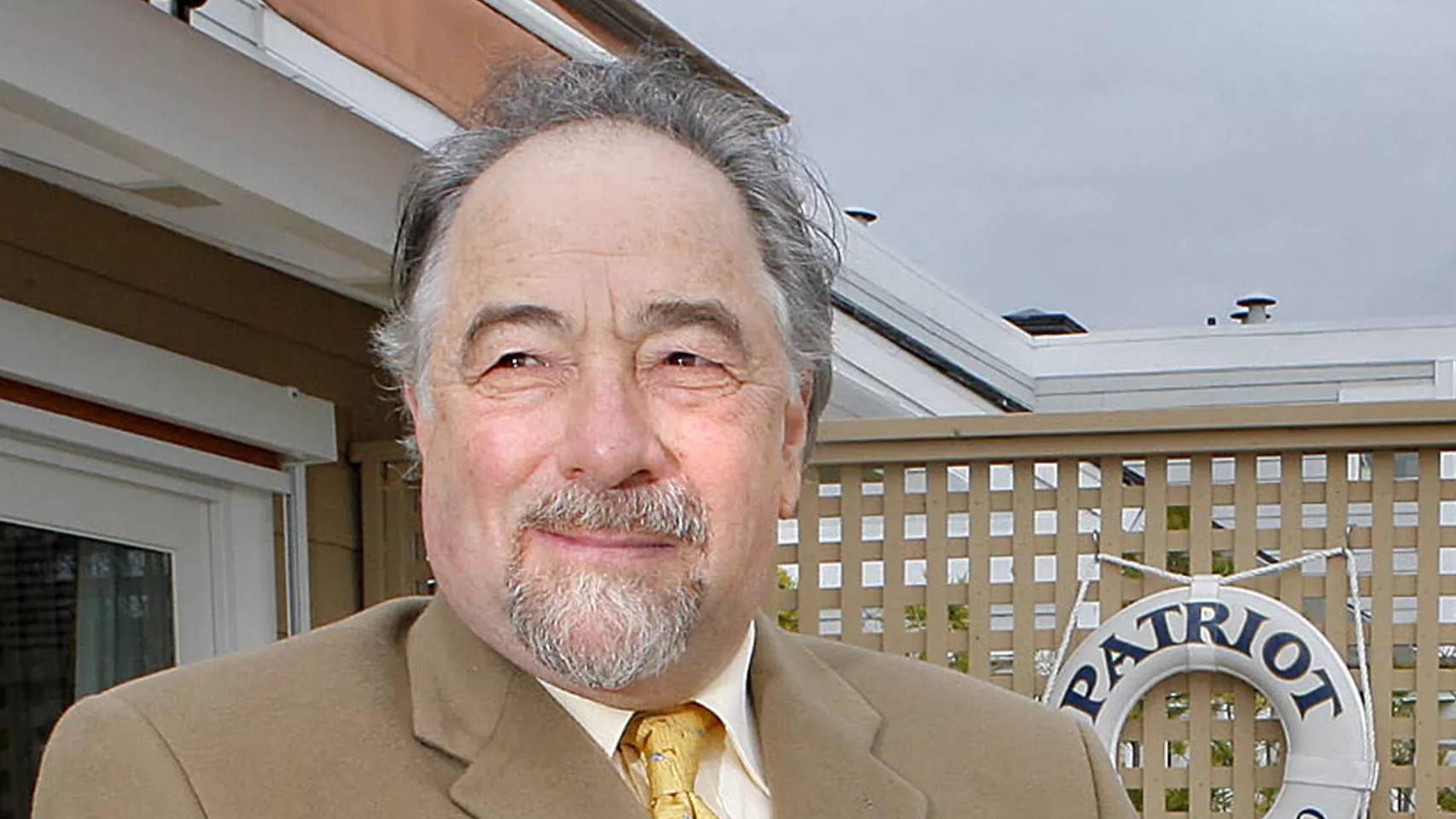 Michael Savage, el comentarista 'ultra' que tiene a Trump entre sus fans y ha provocado una crisis entre EEUU y la India