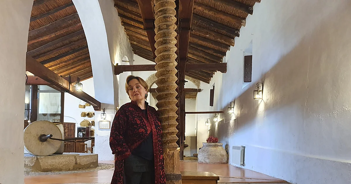 De las grandes ciudades a un pueblo de Málaga para devolver la vida a un molino del siglo XIX
