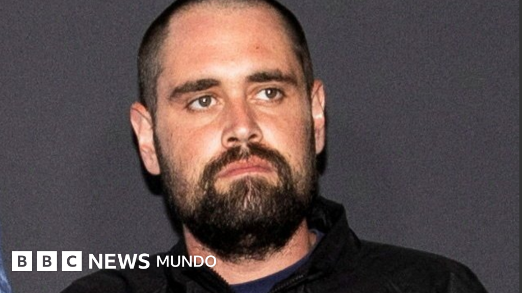 Quién es Nick Reiner y cuáles son los cargos que enfrenta por el asesinato de sus padres, el cineasta Rob Reiner y la fotógrafa Michele Singer Reiner