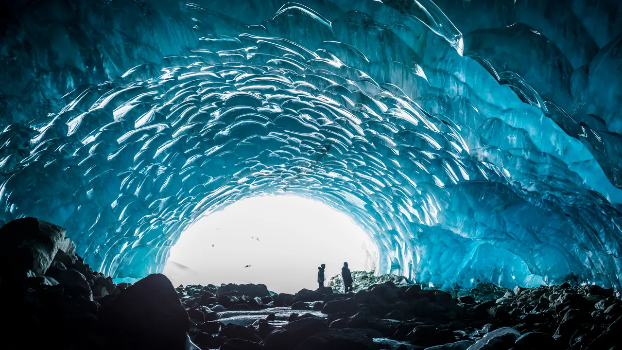 Por qué deberíamos hacer edificios con hielo marciano cuando viajemos allá