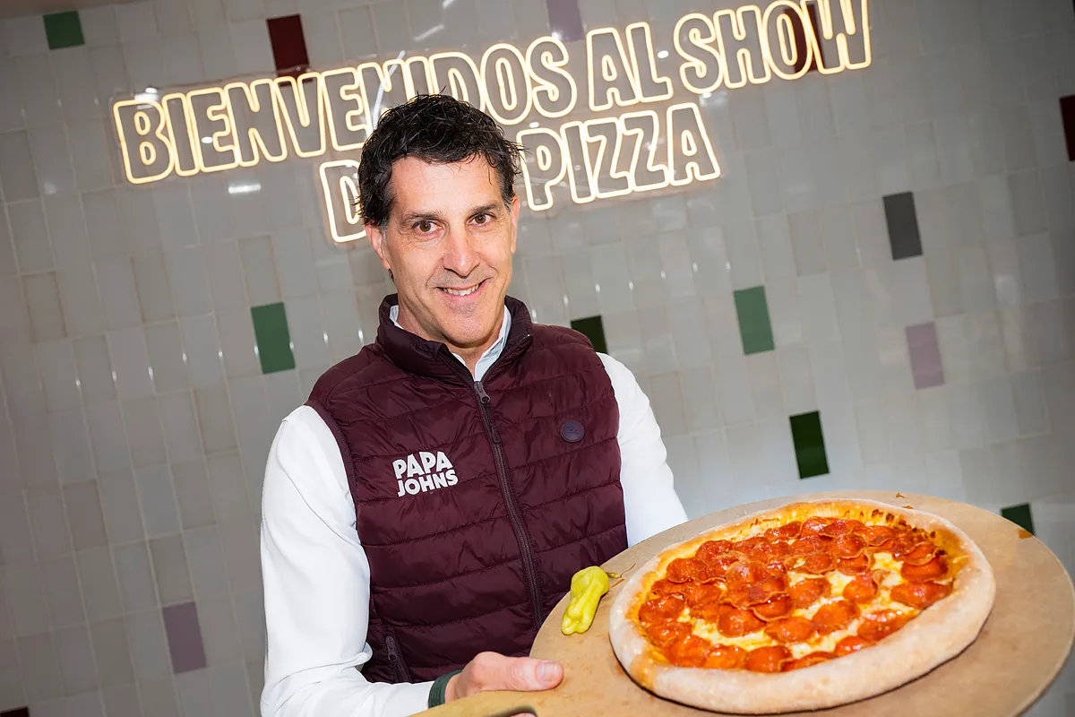 De repartidor de Telepizza a máximo directivo de Papa John's