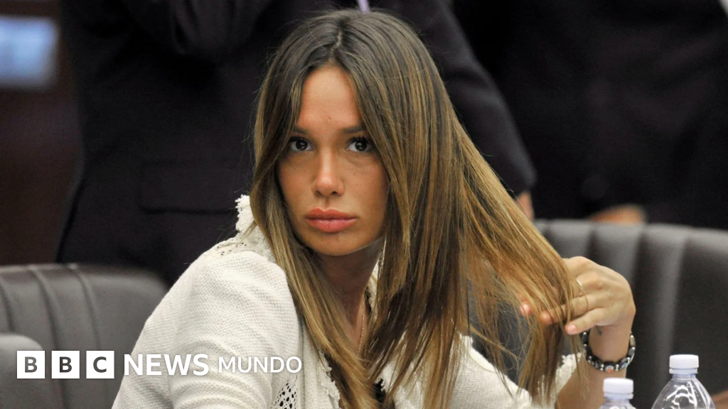 La misteriosa conexión con Uruguay de Nicole Minetti, la exaliada de Berlusconi indultada en Italia en medio de un escándalo