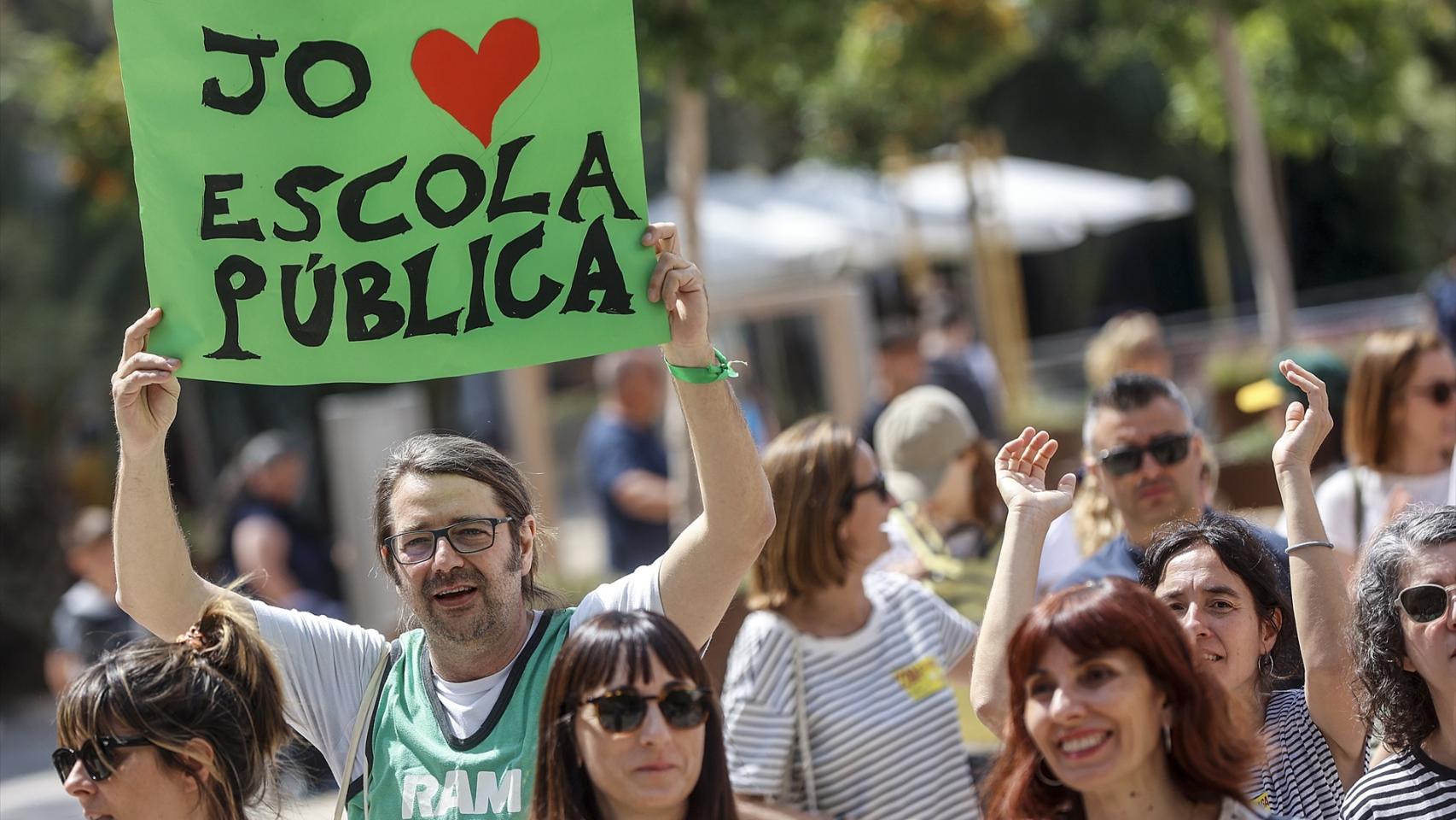 Los sindicatos rechazan hacer exámenes en 2º de Bachillerato durante la huelga de profesores como solicitaba la Generalitat