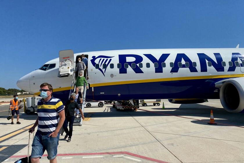 Baleares ha llegado a tal punto de saturación por el turismo masivo que una idea está ganando peso: fijar un techo de vuelos