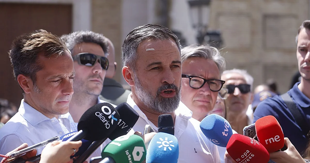 Abascal tacha de manipulación el barómetro del Centra