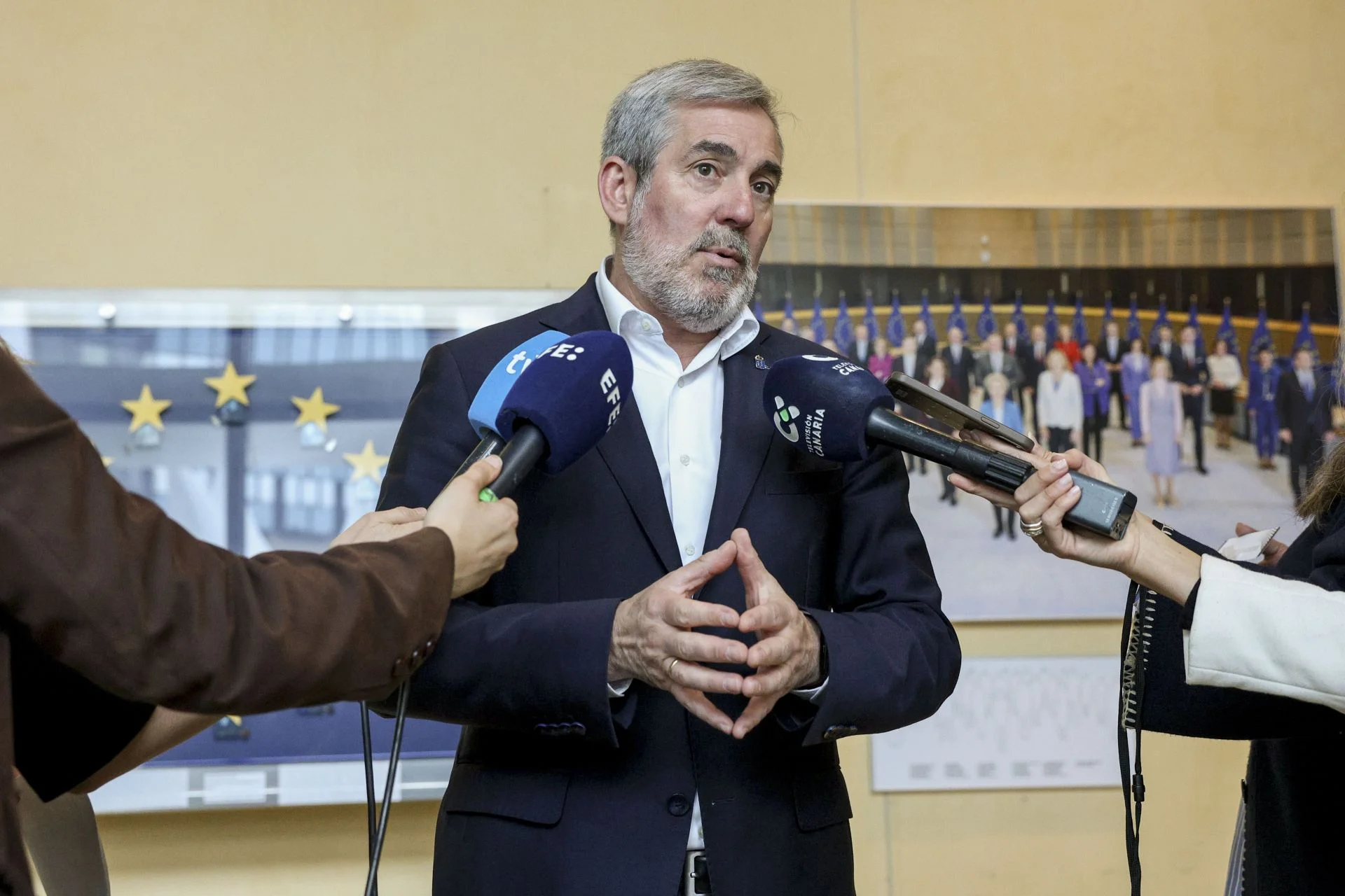 El presidente de Canarias rechaza que el crucero con hantavirus haga escala en las islas