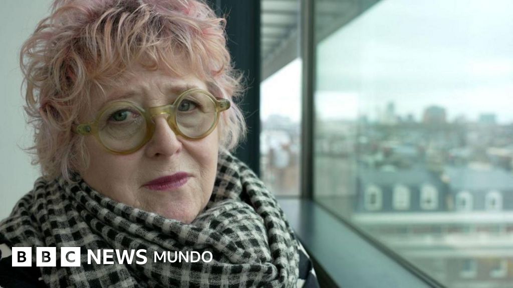 "Mi adicción a las compras se apoderó de mi vida y ahora me doy cuenta de qué la causó"