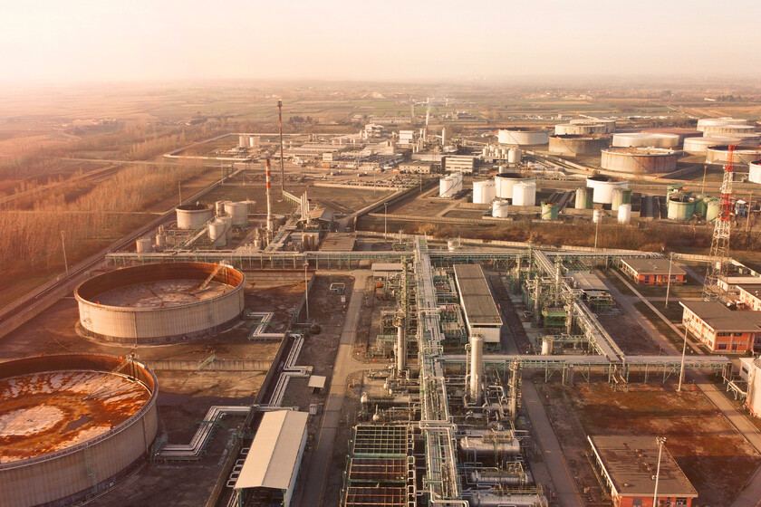 Llevamos 65 años dejando que los productores de petróleo dicten las reglas: hay un plan radical para revertirlo