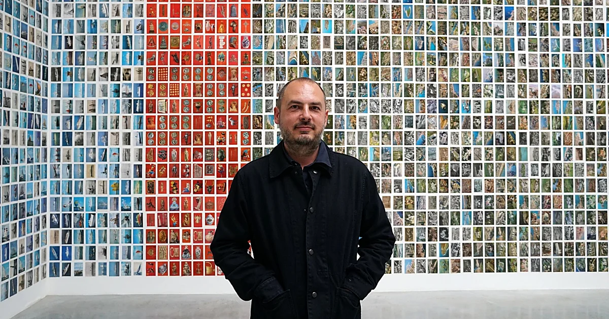 Oriol Vilanova y Carles Guerra muestran ya a Venecia y al mundo su «Capilla Sixtina» del arte postal