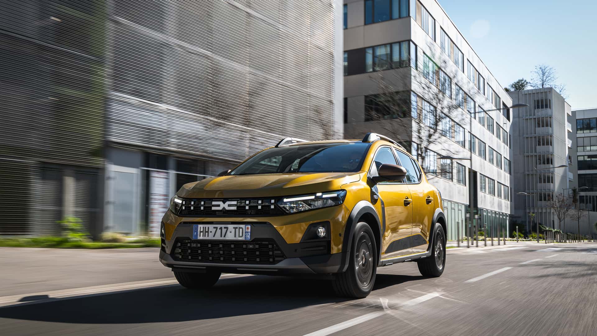 Toyota y Dacia Sandero, los claros dominadores del mercado español