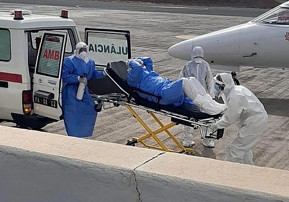 Tenerife to receive 'Hantavirus ship' at secondary port as British doctor is stabilised and flown to Holland