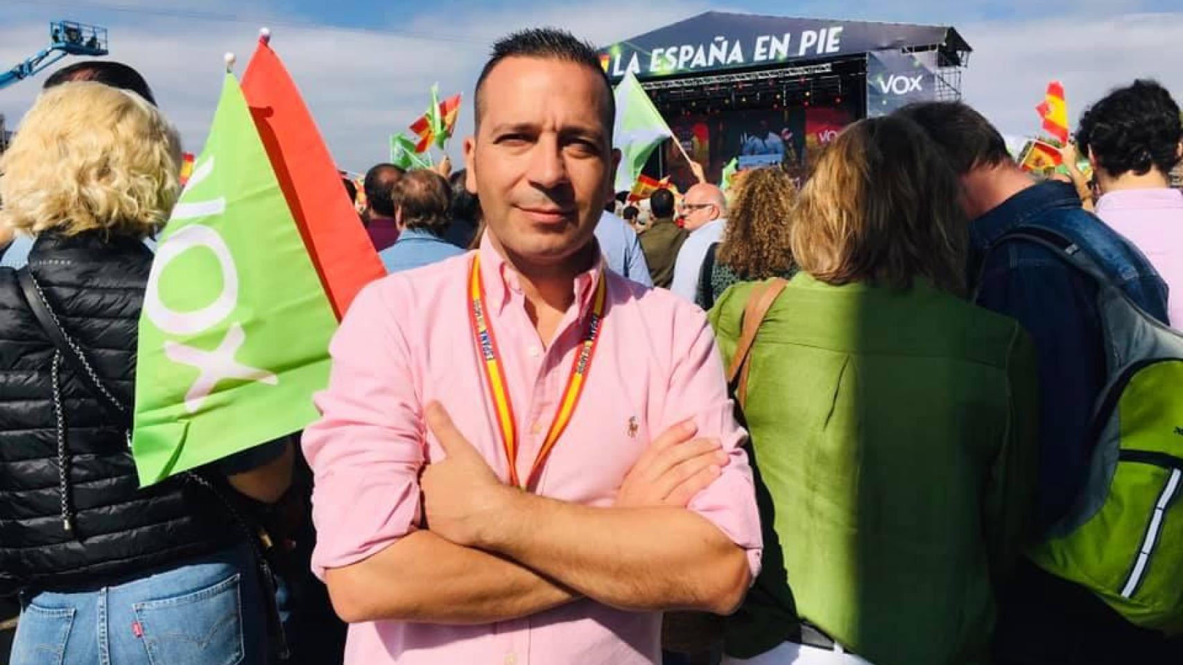 El desconocido aspirante de Vox en Extremadura, un enfermero que acusa a Guardiola de 'socialismo azul': 'No regalaré un voto'