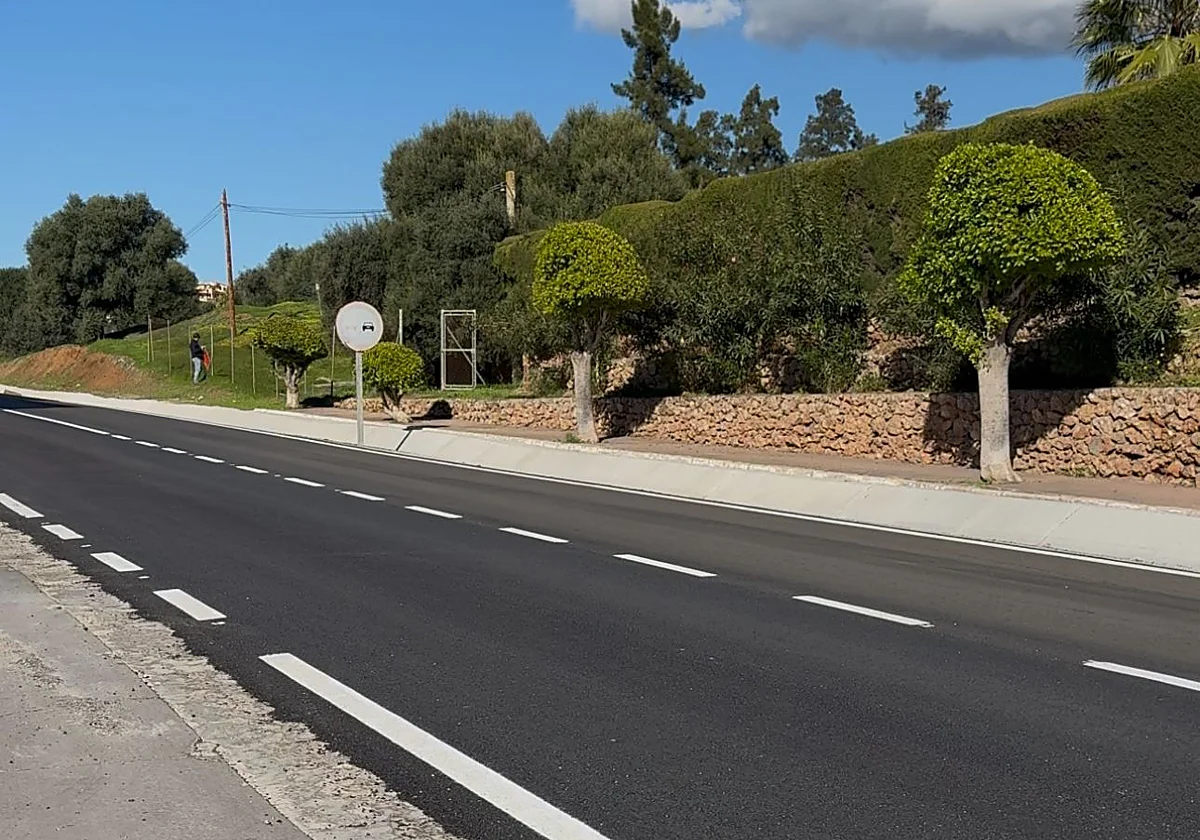 Resurfacing work to improve safety on busy A-7053 road comes to an end in Mijas