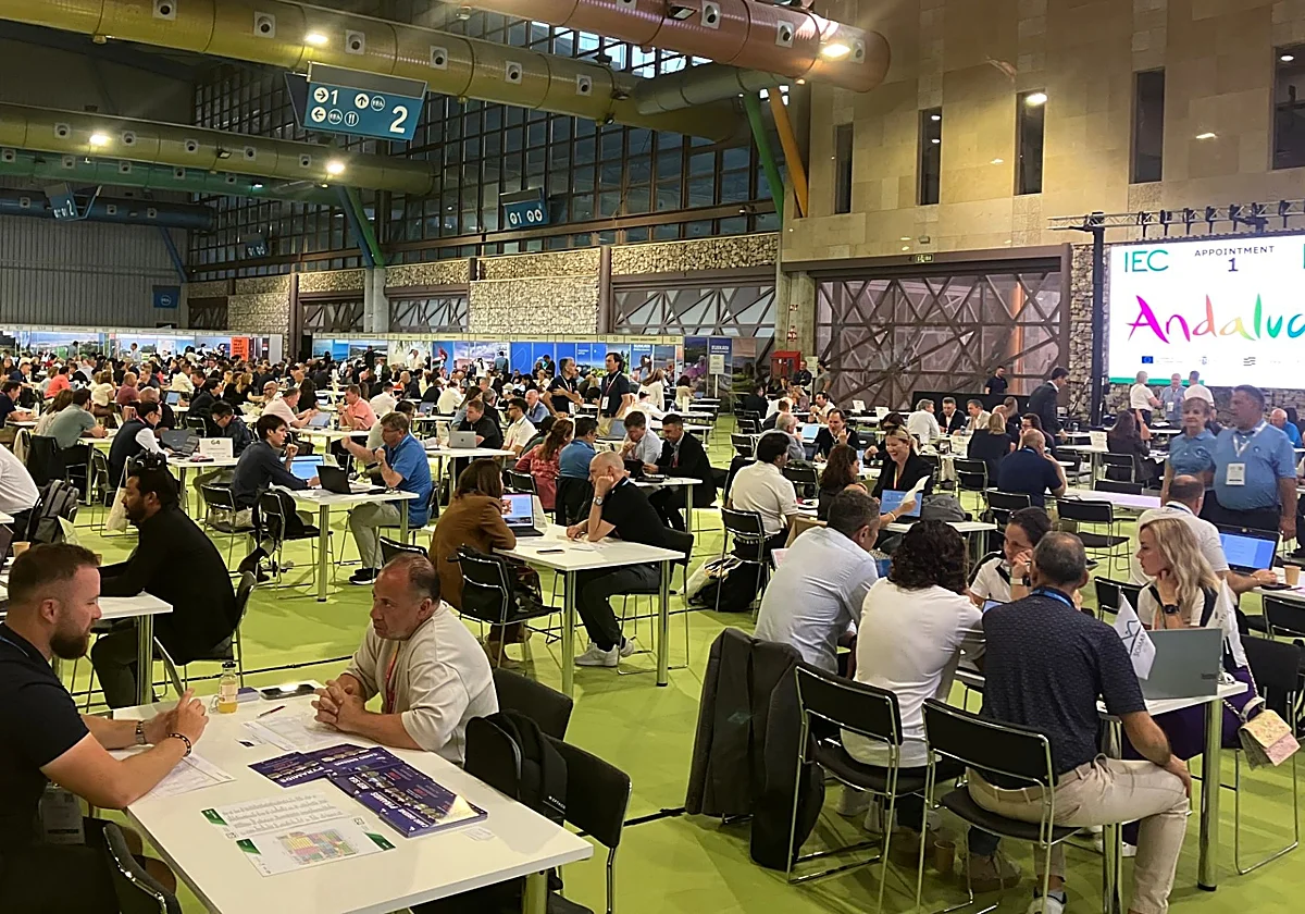 Mil profesionales que mueven los hilos del turismo de golf fijan estrategias en Málaga