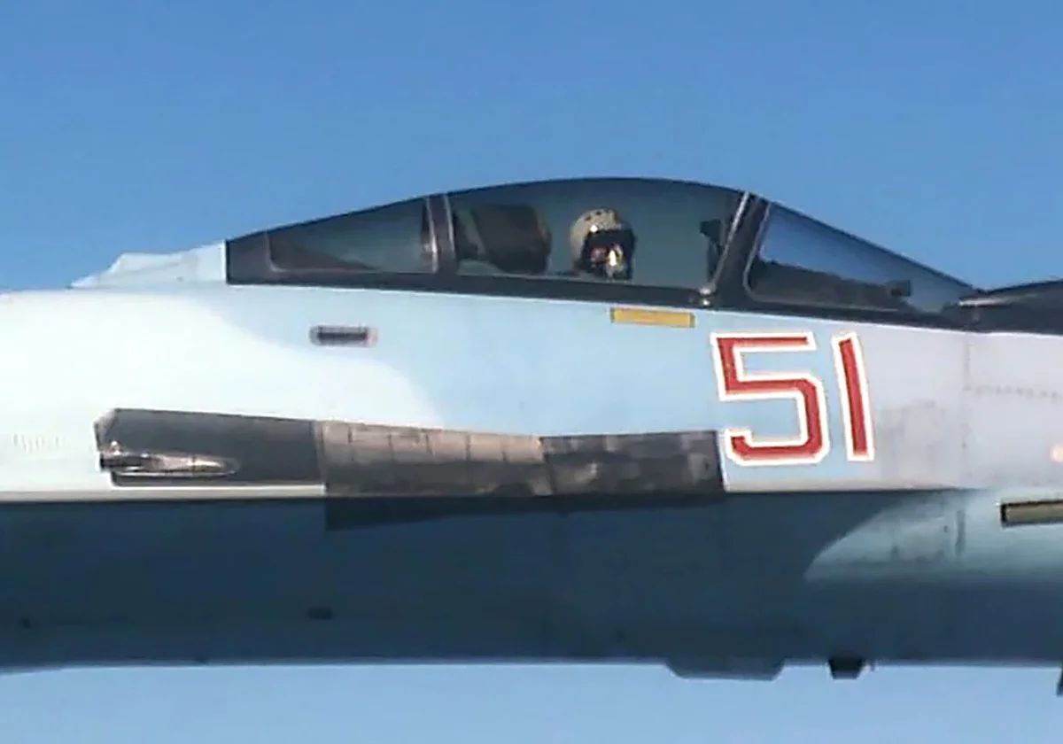 Reino Unido denuncia que cazas rusos acosaron a uno de sus aviones de vigilancia sobre el Mar Negro