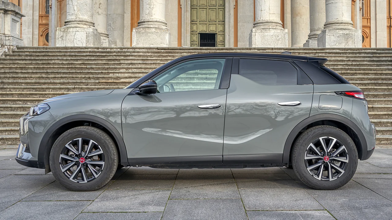 Nadie se acuerda de este SUV pero, con 400 km de autonomía, es el BYD Atto 2 de lujo que aprieta al MINI Aceman