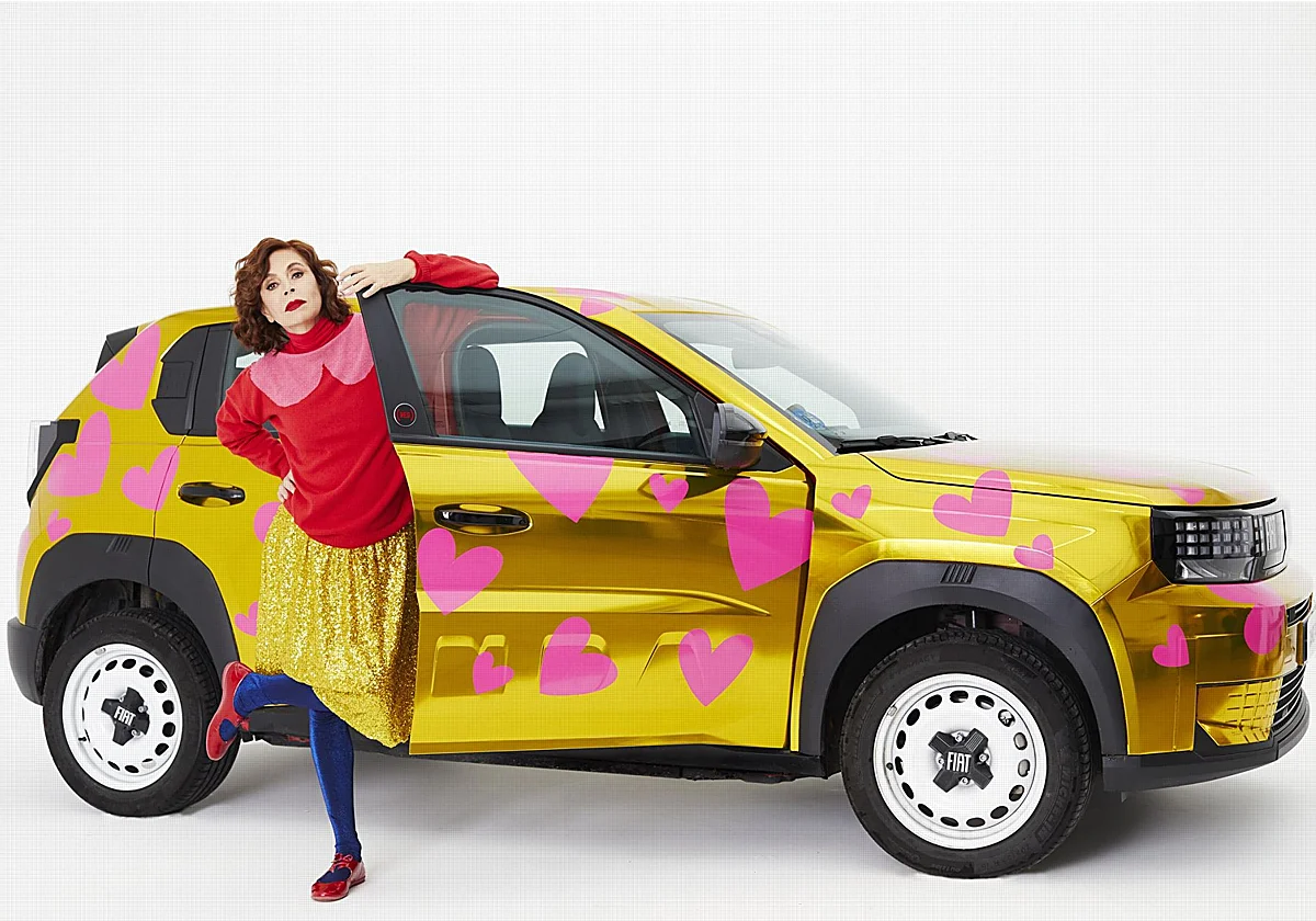 Fiat y Agatha Ruiz de la Prada reinventan el Grande Panda con optimismo