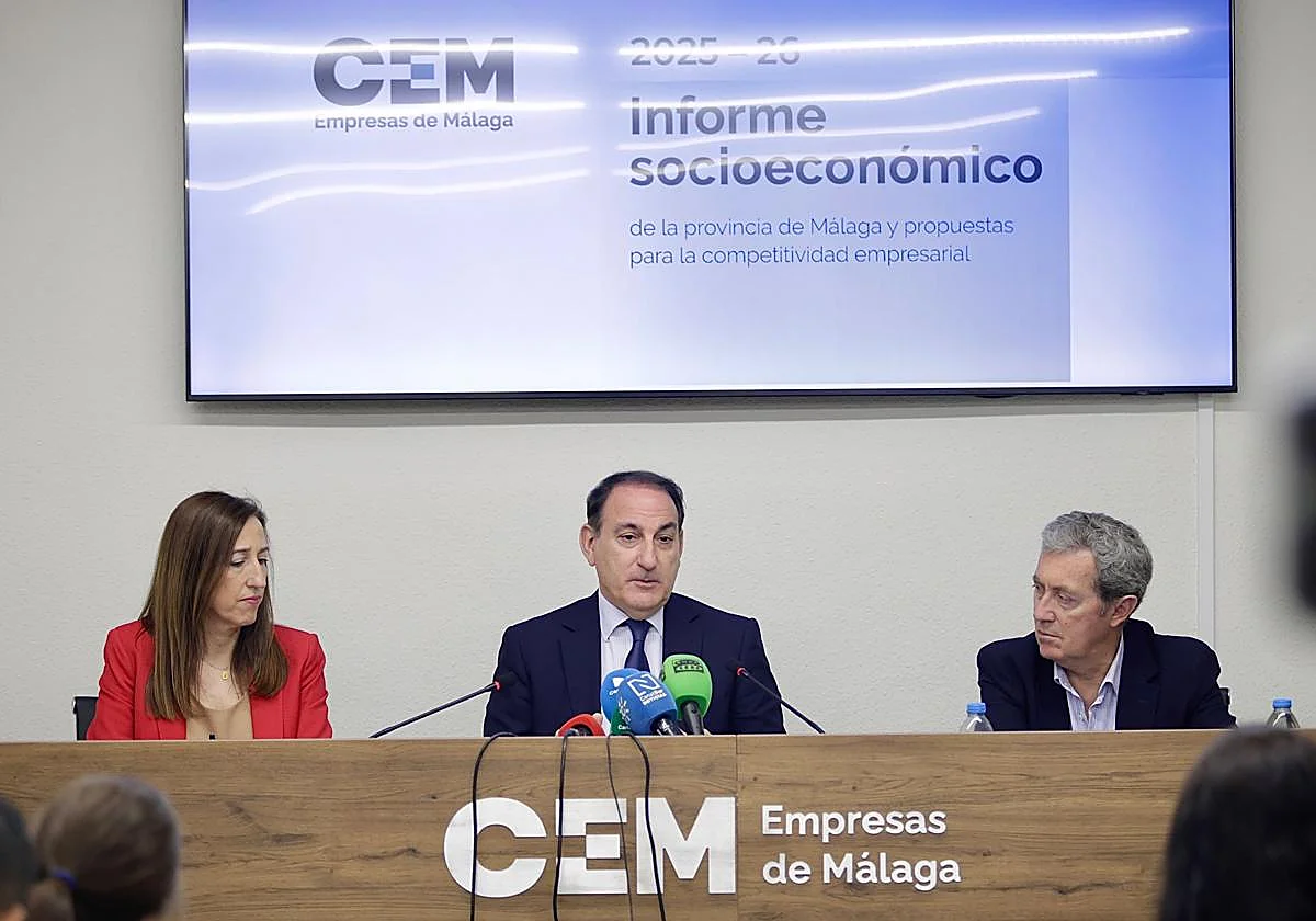 La patronal urge a la formación de Gobierno en Andalucía «a la mayor celeridad posible»