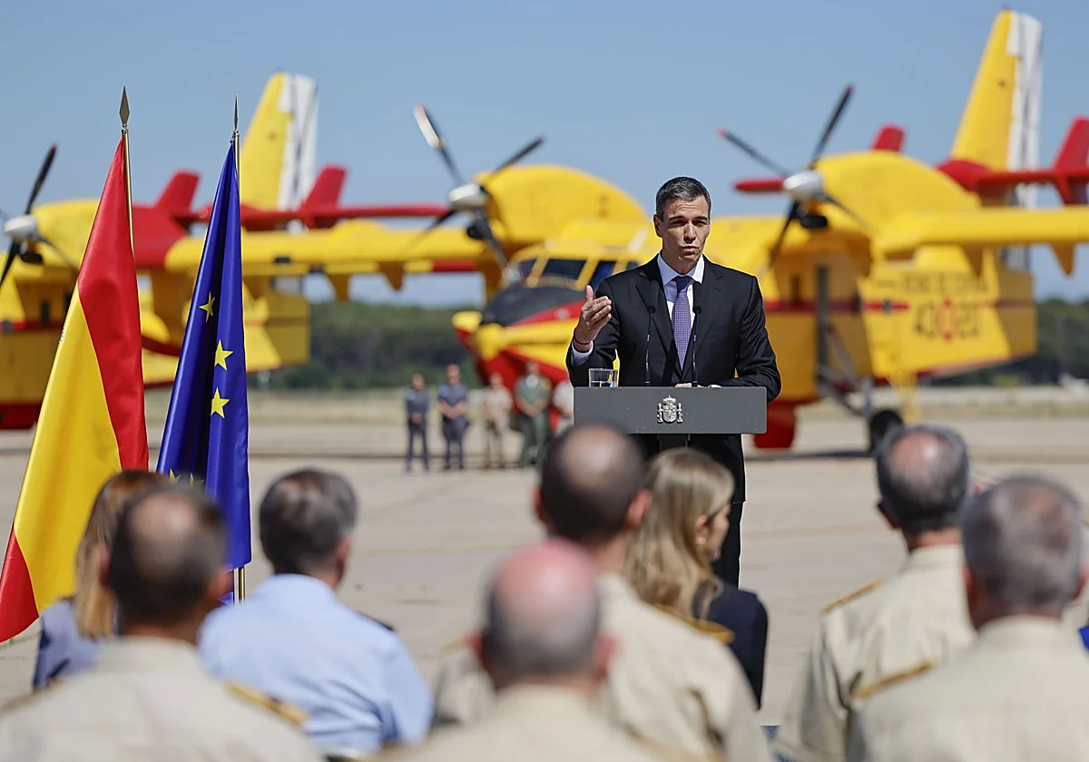 España despliega su mayor dispositivo contra incendios ante un verano de riesgo extremo