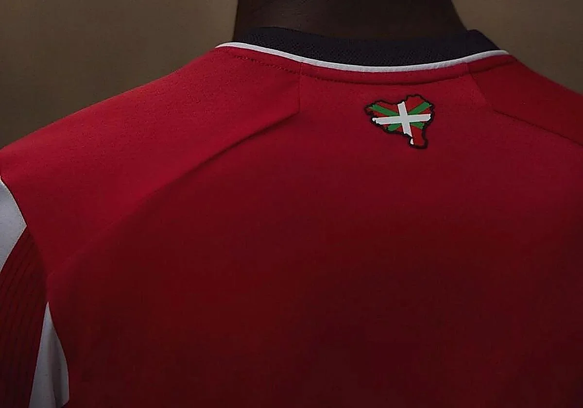 UPN amenaza con denunciar al Athletic si no retira el mapa de Euskal Herria de la nueva camiseta