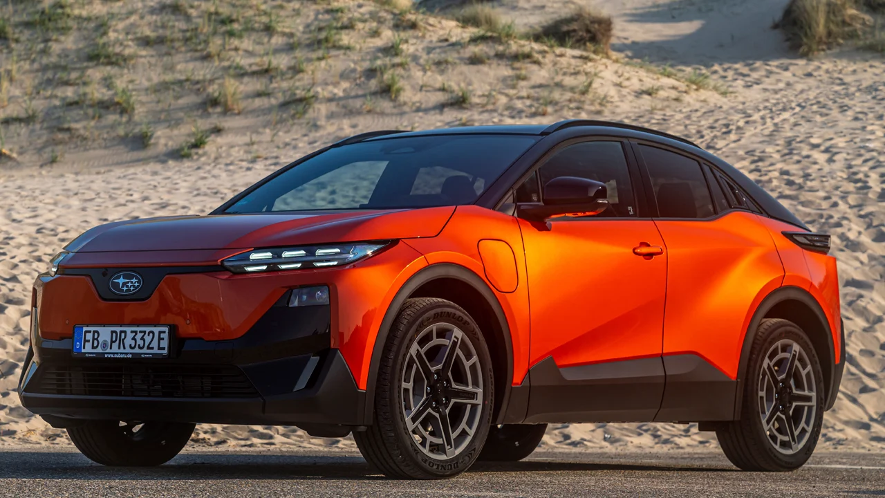 El Subaru Uncharted desembarca en Europa con casi 600 km eléctricos y amenaza directamente al Toyota C-HR+