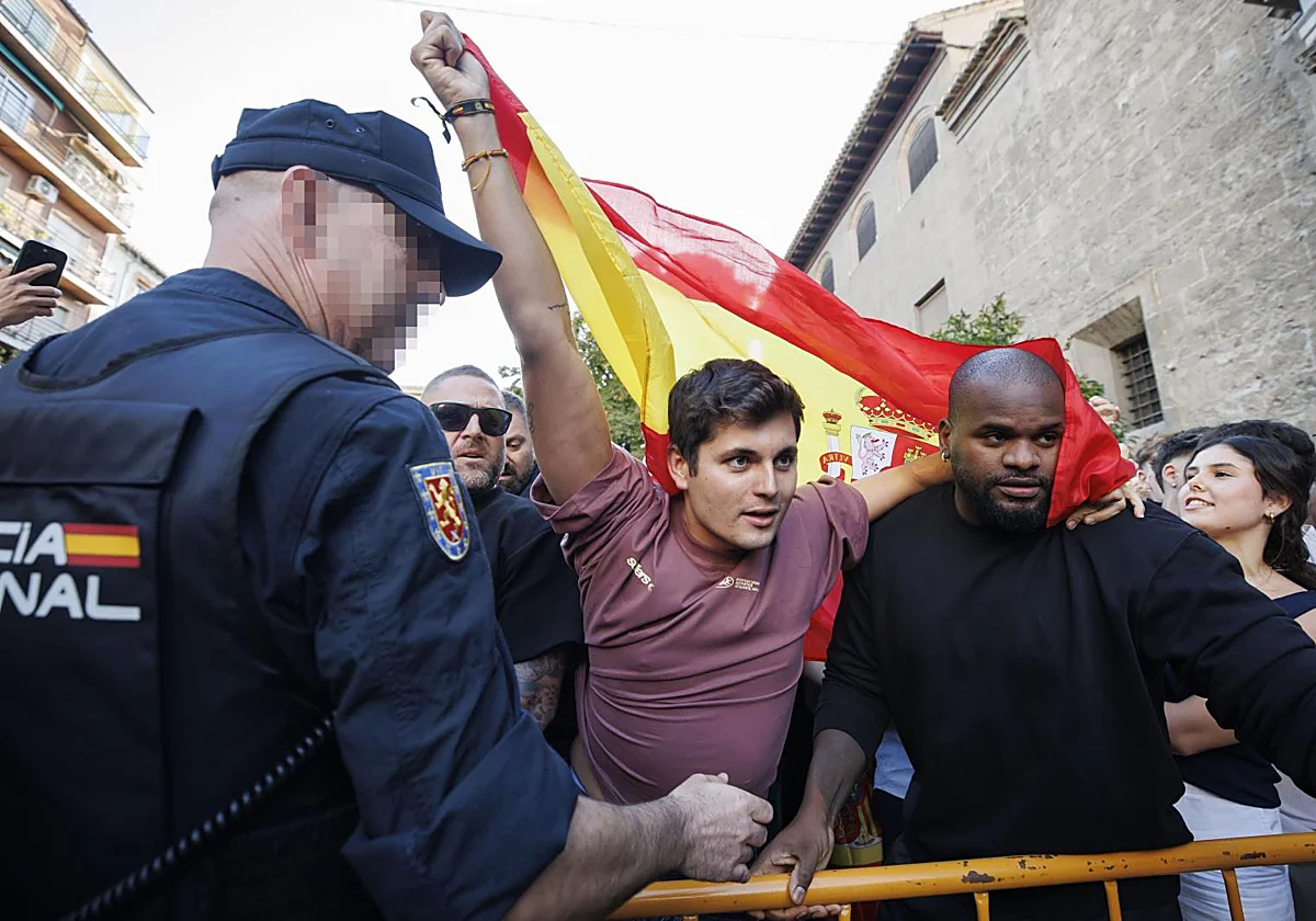 Un juzgado archiva la denuncia de Begoña Gómez a Vito Quiles por agresión