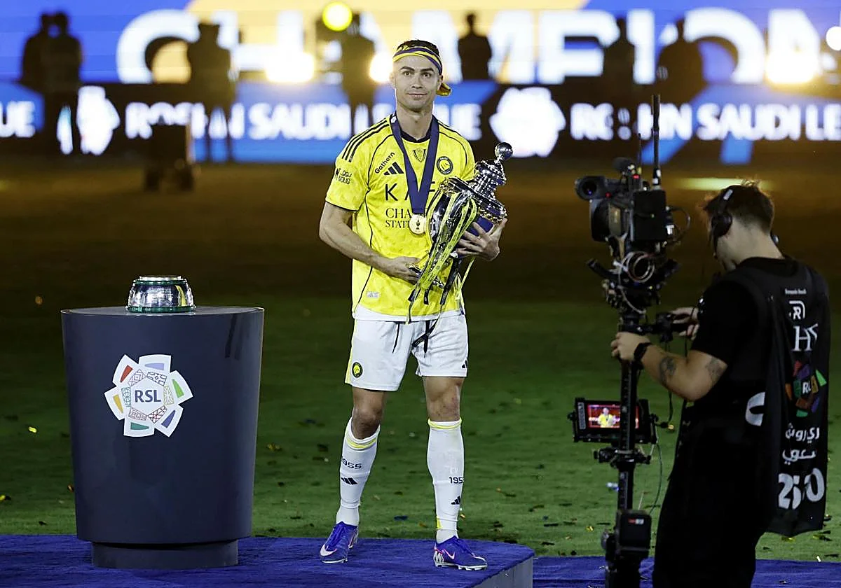 Cristiano conquista su primer título en Arabia
