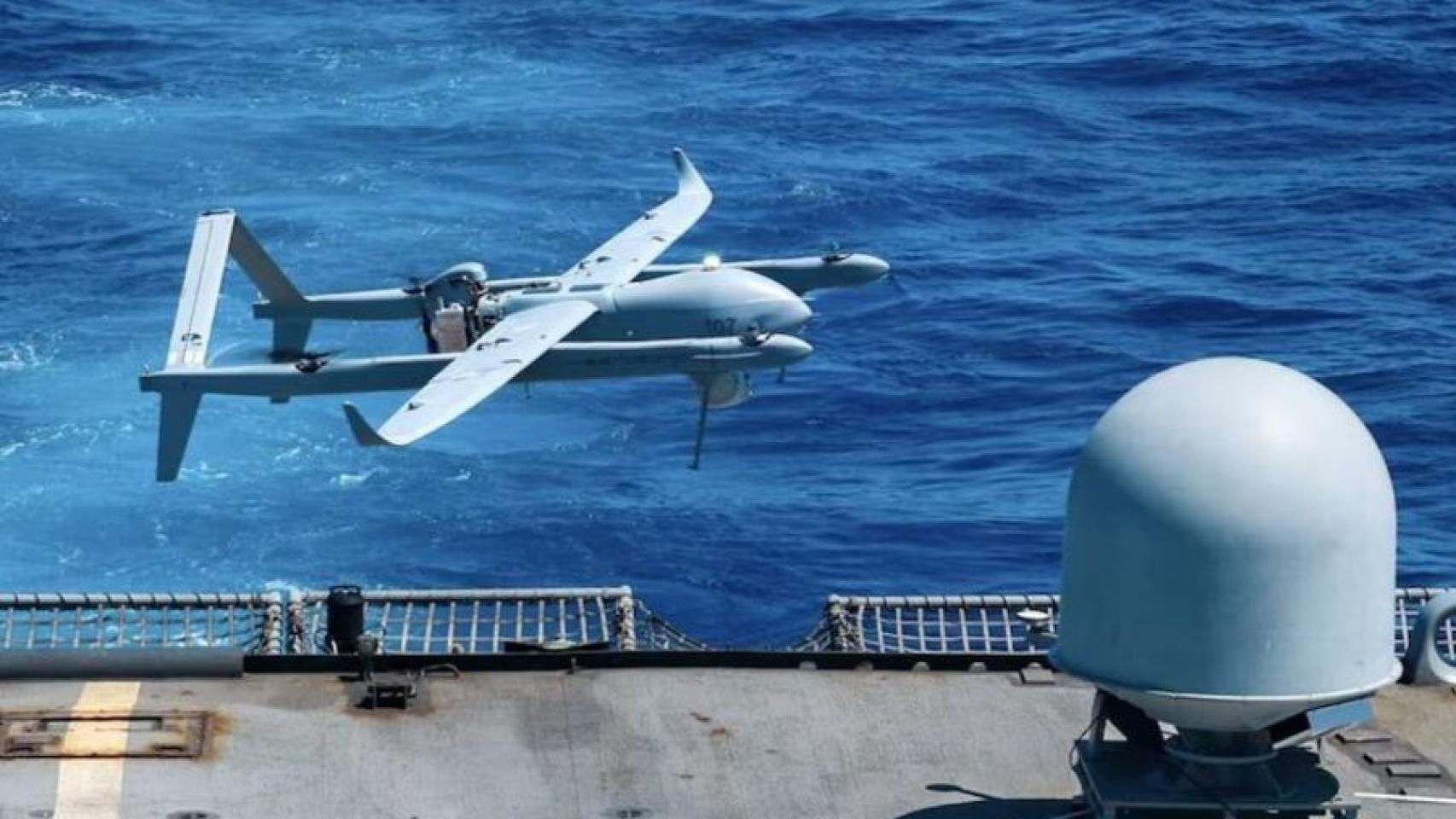Cuba prepara 300 drones chinos y rusos contra EEUU y Trump despliega en el Caribe a su portaaviones USS Nimitz