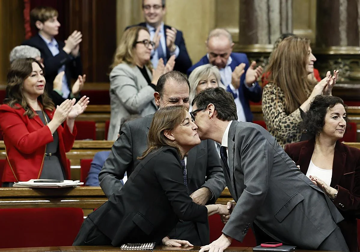 Cataluña regula los alquileres de temporada y de habitaciones