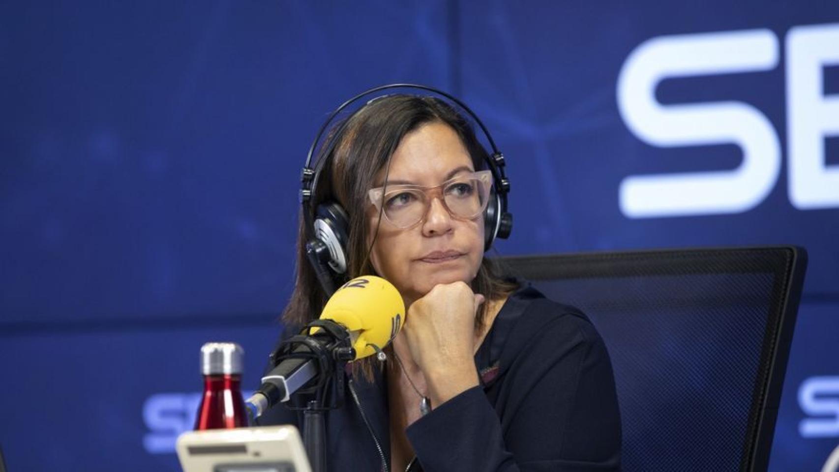 Àngels Barceló abandona la Cadena SER y Prisa se reúne para buscarle su sustituto