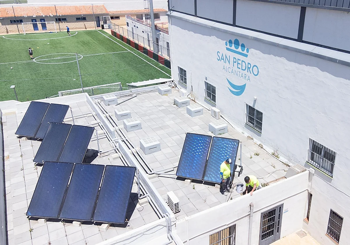 Arranca la reparación e impermeabilización del edificio principal del Estadio Antonio Naranjo, en San Pedro