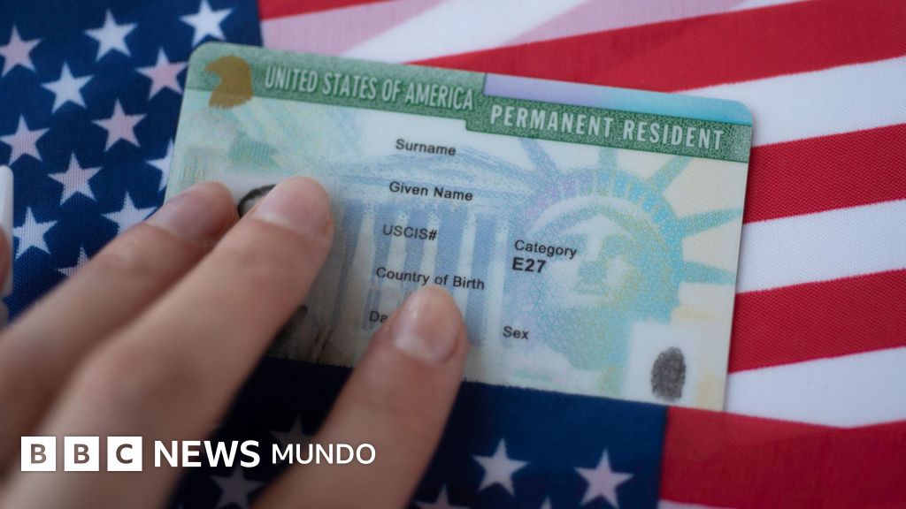 El gobierno de Trump exigirá a la mayoría de los inmigrantes que solicitan la residencia que abandonen primero EE.UU.