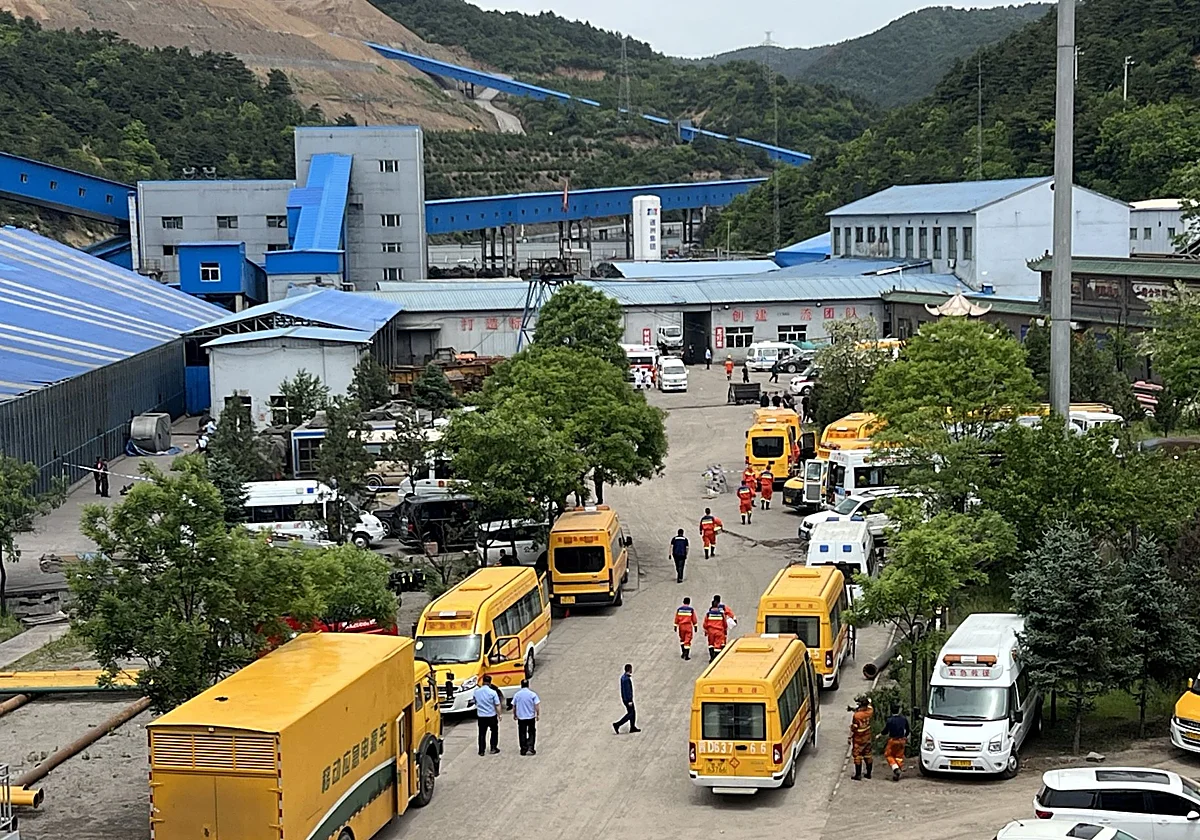 Una explosión en una mina de carbón en China provoca al menos 90 muertos