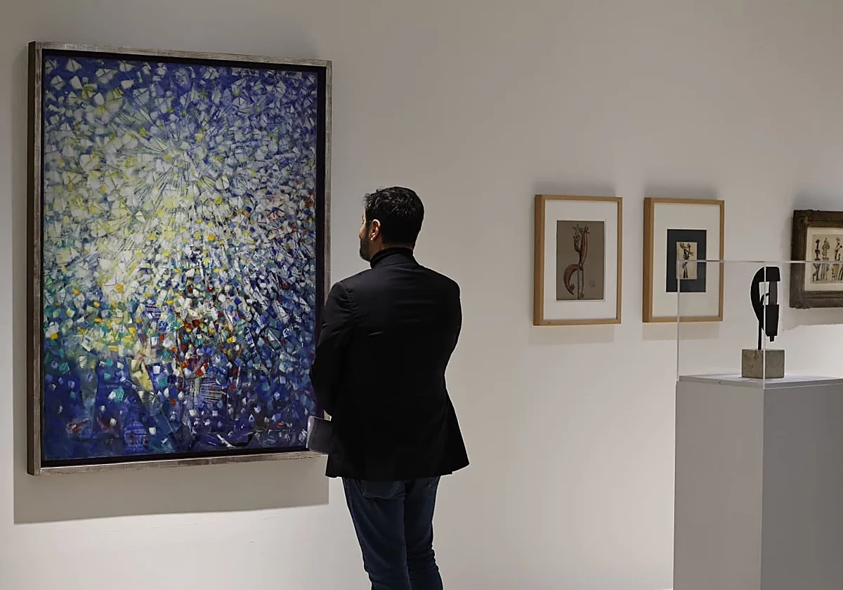 Entre los sueños, las nubes y la imaginación: El MUCAC se cuela en la mente de Pérez Estrada