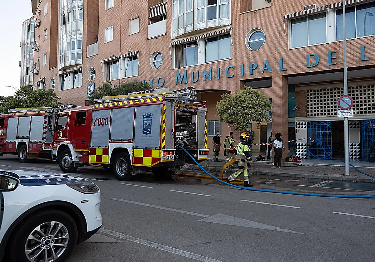 Malaga firefighters at their limits: second fire on Monday breaks out in Portada Alta