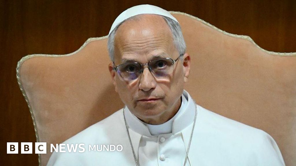 León XIV pide en su primera encíclica como papa "desarmar" a la inteligencia artificial y advierte de sus peligros