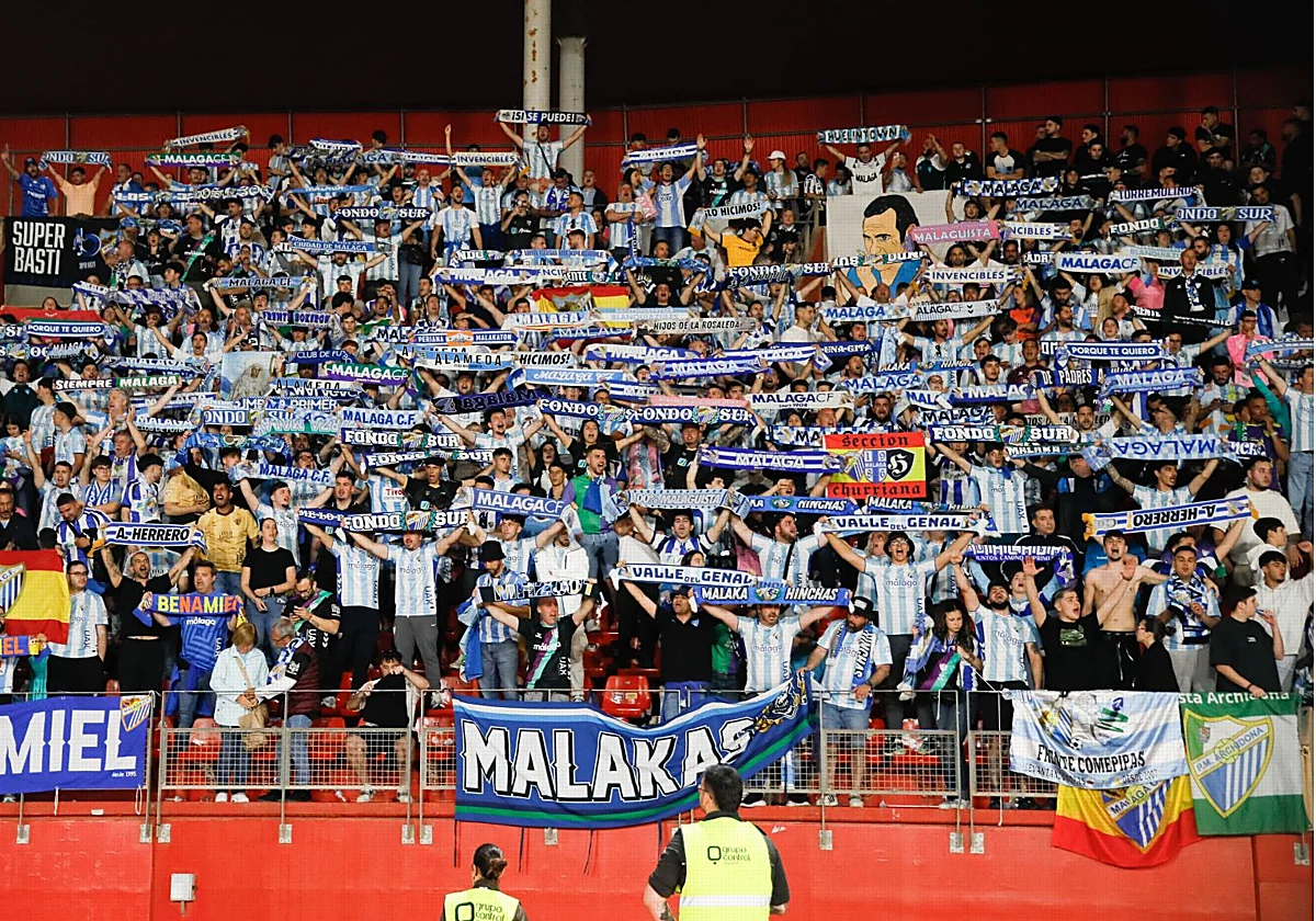La afición malaguista prepara un gran desembarco en busca de los 'play-off'