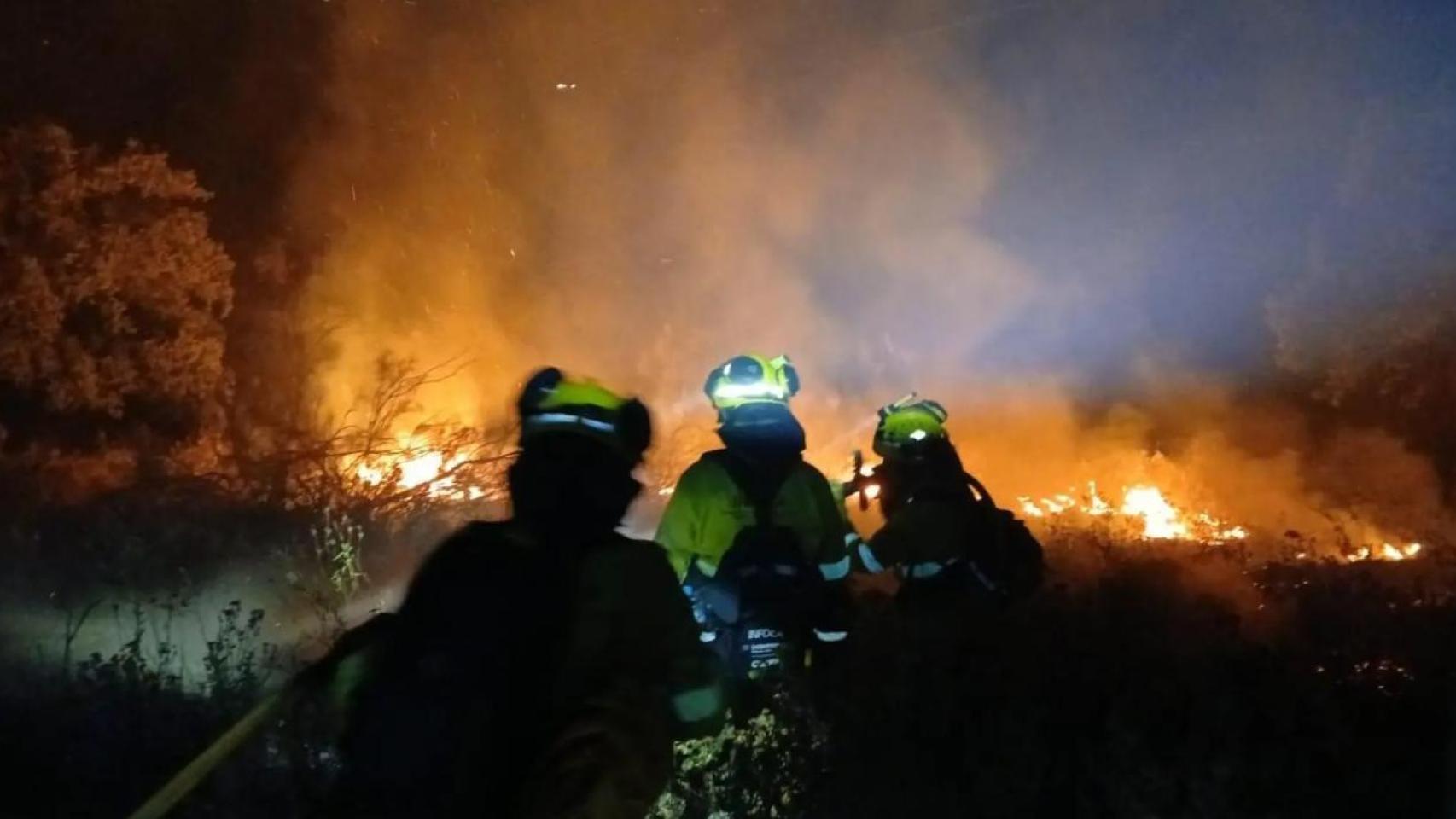 Andalucía se arma contra los incendios: estrena unidad pesada y reúne 43 aeronaves y casi 5.000 bomberos