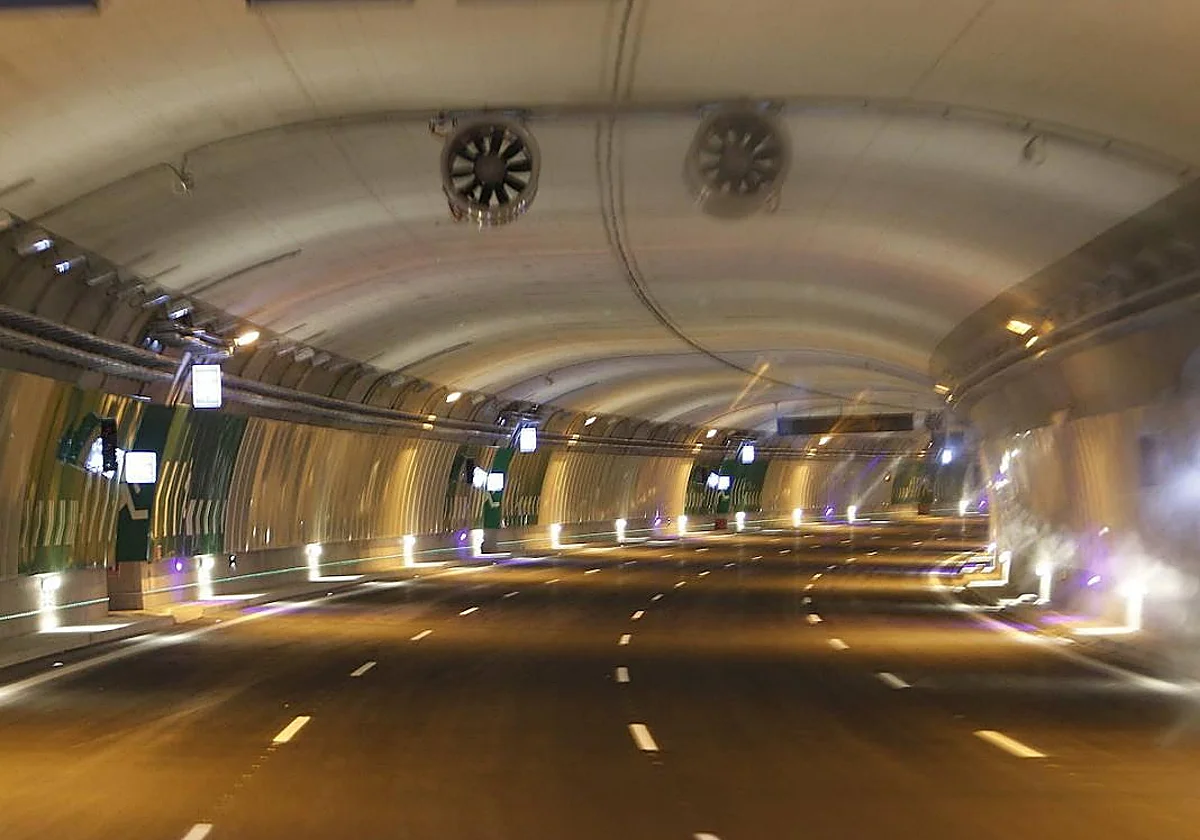 Los grandes túneles de Churriana en la Hiperronda de Málaga y el de San Pedro se renuevan