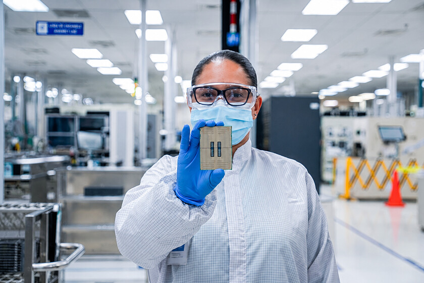 Intel tiene un plan para plantar cara a TSMC en 2027. Antes tiene que sobrevivir a 2026