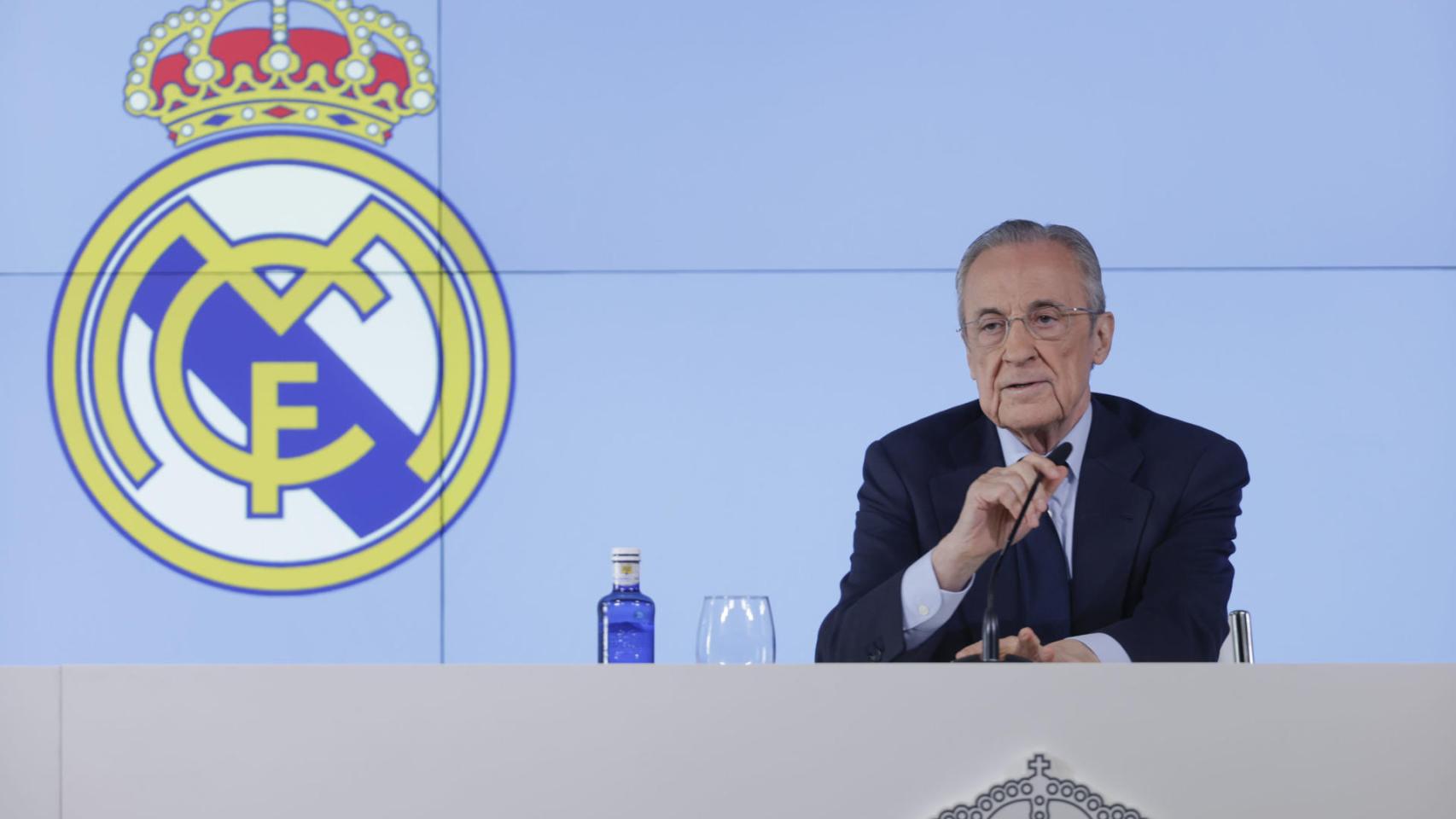 Florentino Pérez presenta su candidatura, hoy en directo | "Sabemos quién hay detrás: la etapa de Ramón Calderón, un presidente que tuvo que irse después de la mayor vergüenza"