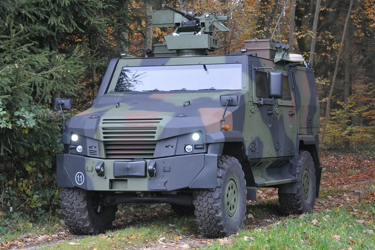 El dueño de Santa Bárbara hará 5.000 blindados para Alemania