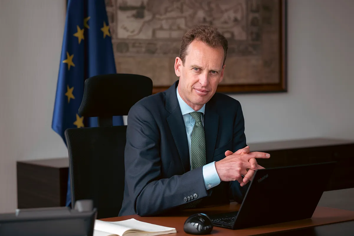 El BCE aprieta a la banca para que diseñe su defensa contra ataques con IA