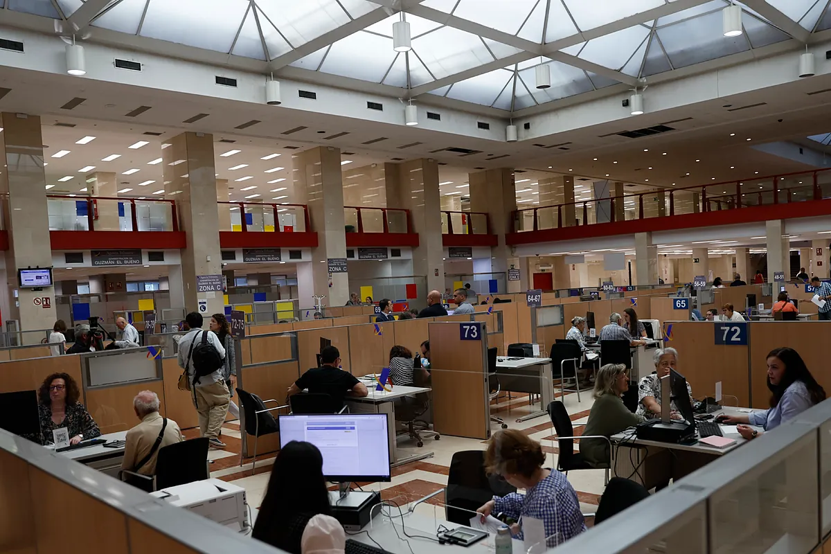 Renta 2025: Mañana ya se puede pedir cita previa para recibir atención presencial en oficinas