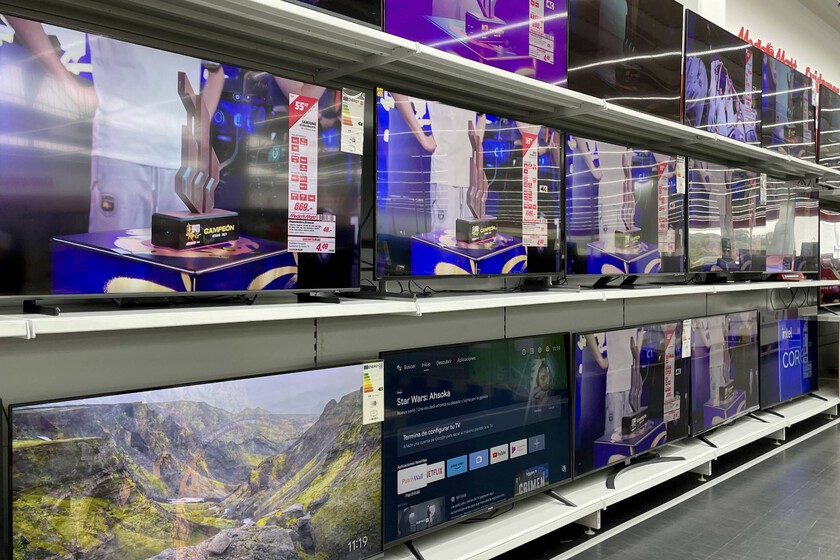 De 1.099 a 499 euros: MediaMarkt tumba el precio de esta tele QLED Samsung de 65 pulgadas con IA