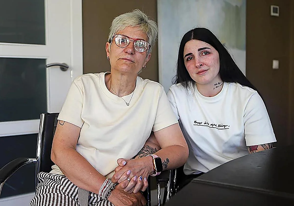 La lucha de Aurora tras ser atropellada por una amiga: «Me miró con odio, arrancó y el coche me pasó por encima»