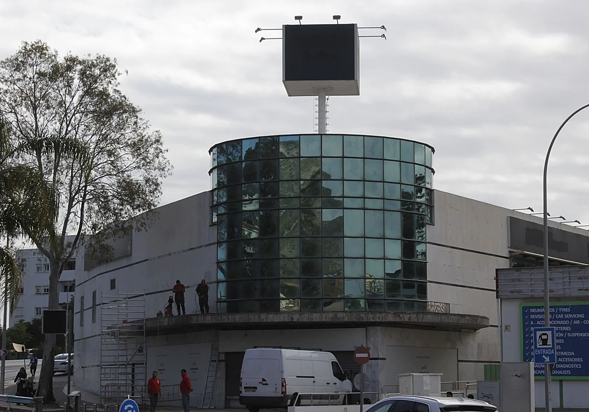 El Corte Inglés to reopen in Torremolinos with a supermarket and its low-cost clothing brand Unit