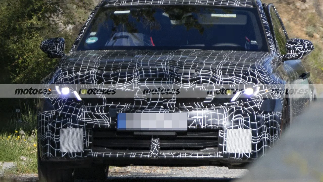 BMW ya prueba el nuevo Serie 3 330 2027, un gasolina con más de 240 CV y el diseño heredado del i3