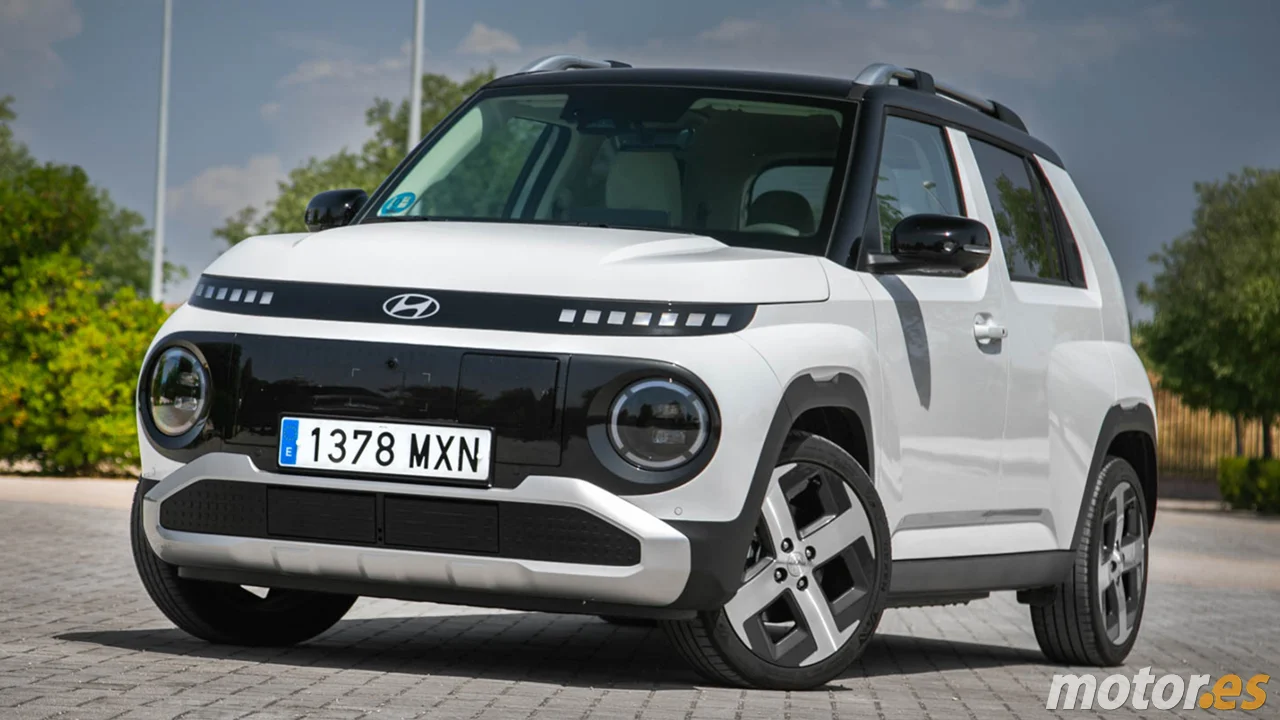 Con más de 8.700 € de descuento el Hyundai INSTER es el chollo eléctrico capaz de frenar el dominio del BYD Dolphin Surf